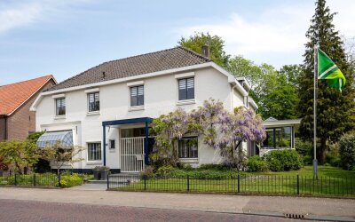 Dorpsstraat 32
