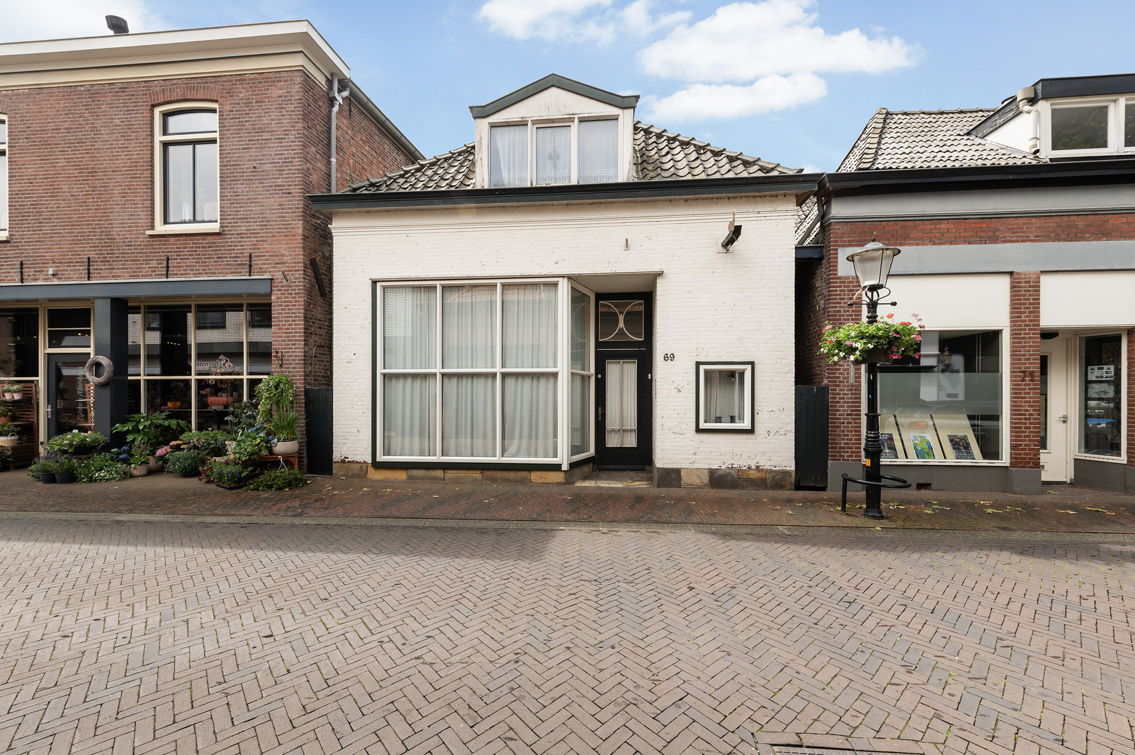 Twee-onder-één-kap te koop: Grotestraat 69, Eibergen