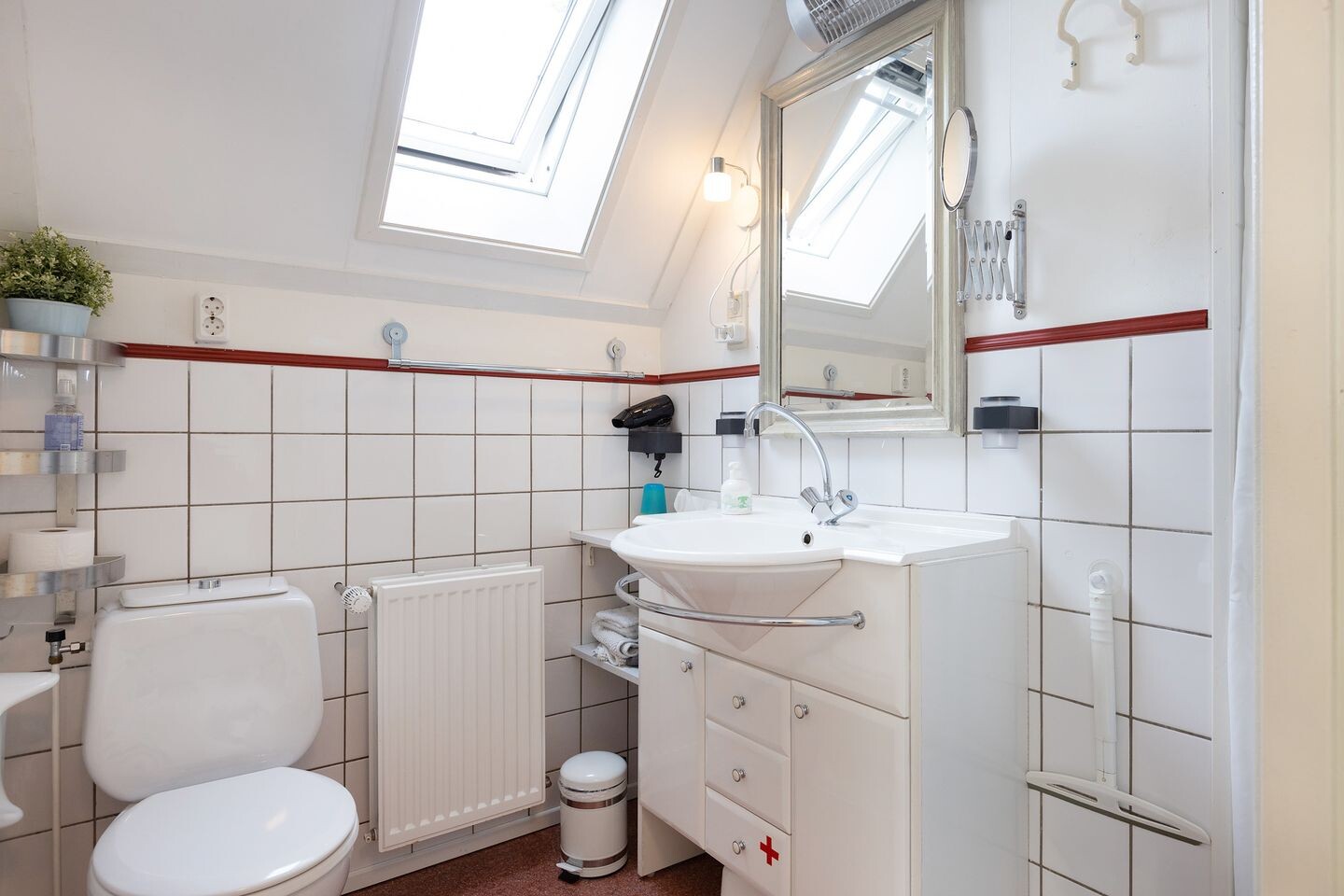 Vrijstaande woning te koop: Kempersdijk 8, Neede