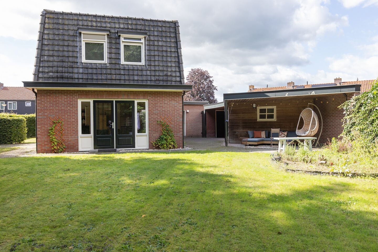 Vrijstaande woning te koop: Dumasweg 2, Neede