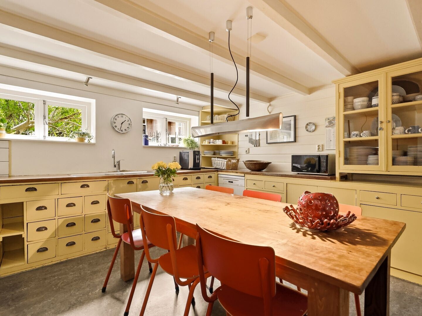 Tussenwoning te koop: Rozenhoflaan 14, Zutphen