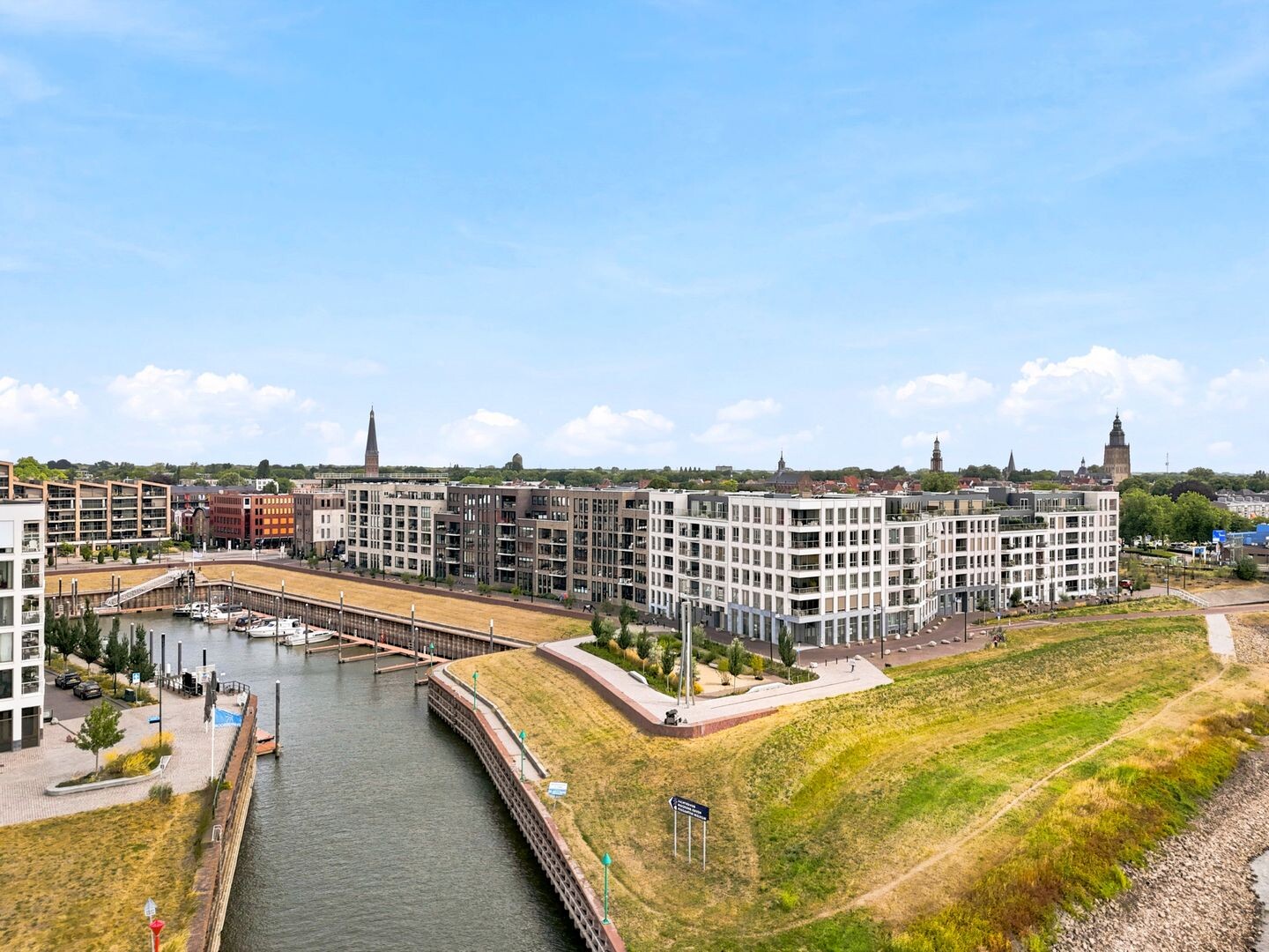 Appartement te koop: Contrescarp 126, Zutphen