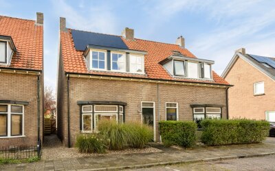 van Löben Selsstraat 14