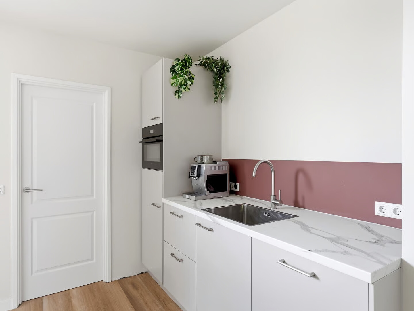 Tussenwoning te koop: Maarten Harpertsz. Trompstraat 8, Zutphen