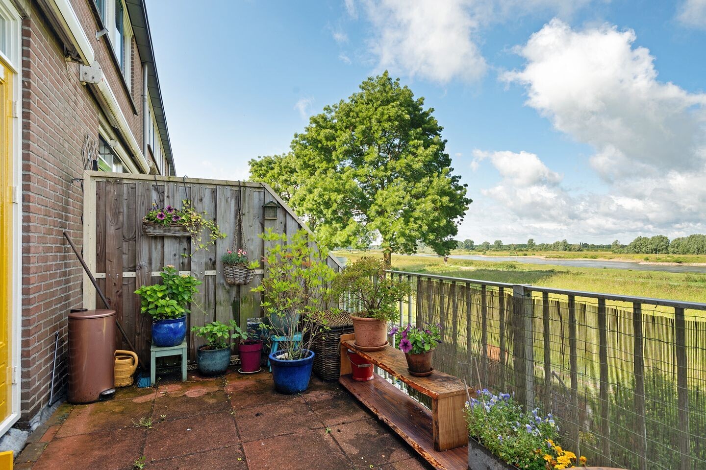 Appartement te koop: De Waarden 233, Zutphen