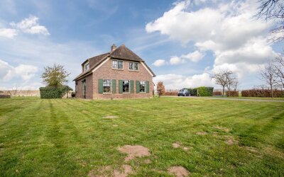 Broekstraat 13