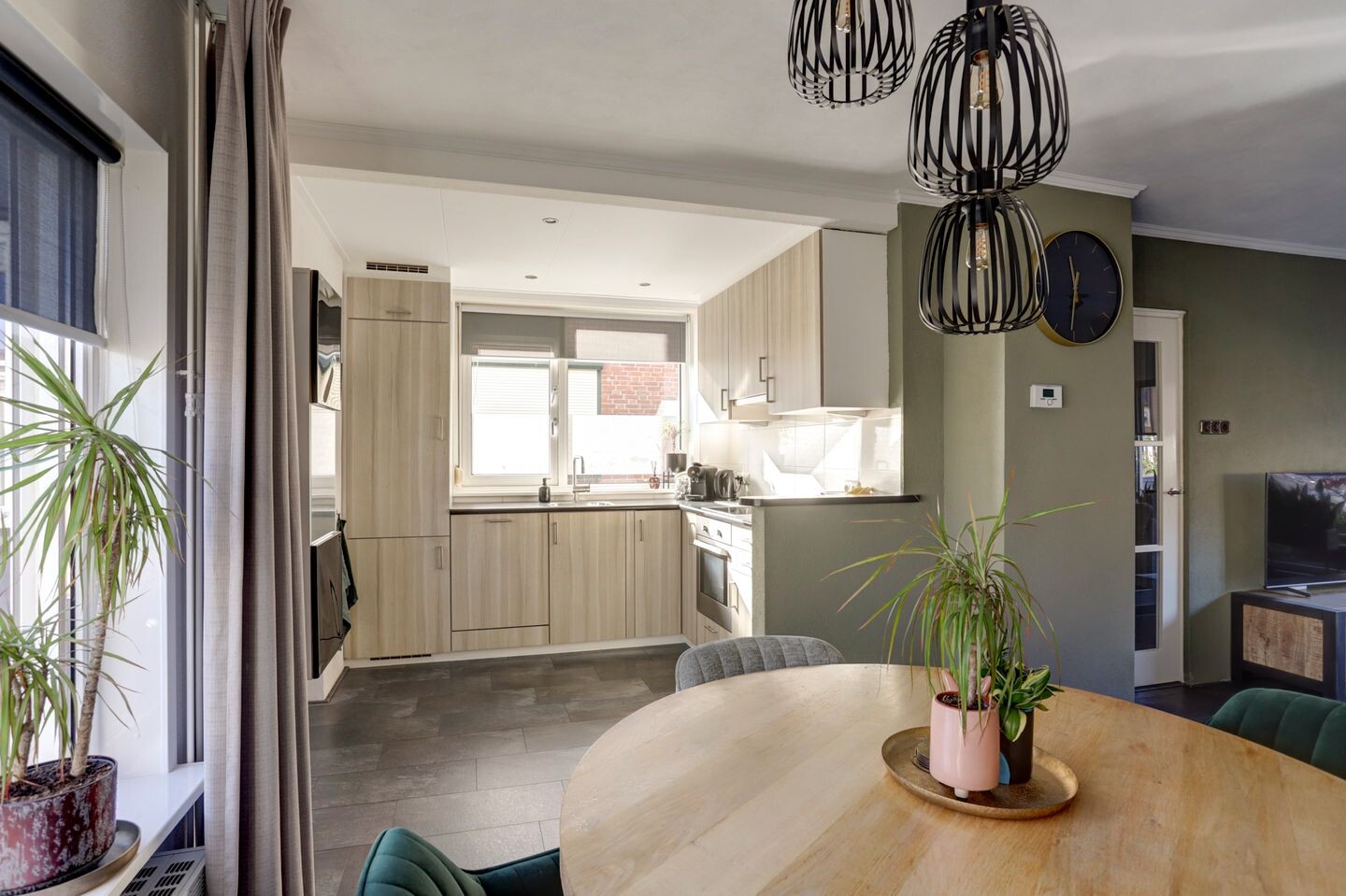 Hoekwoning te koop: Charlotte de Bourbonlaan 27, Lochem