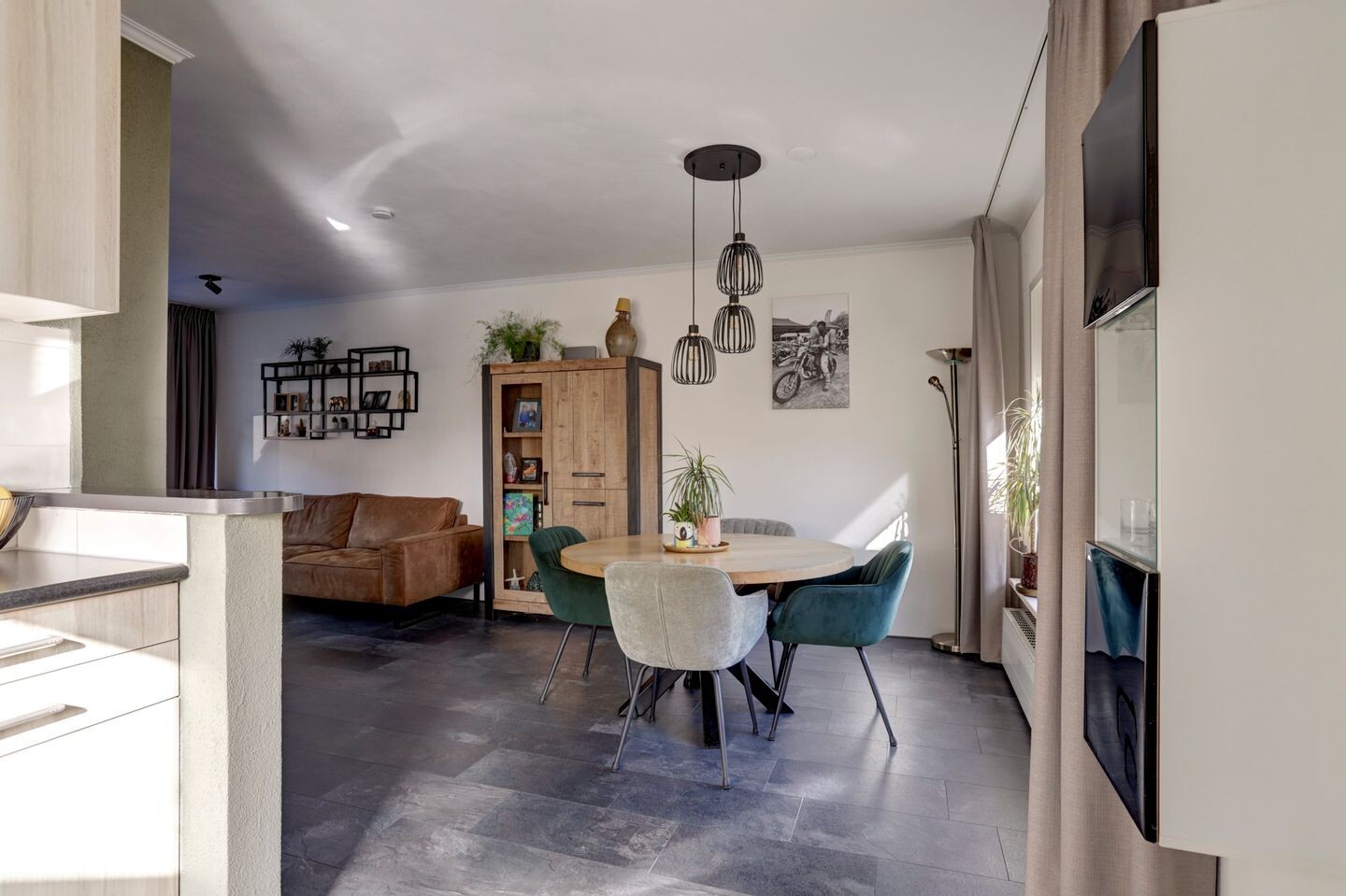 Hoekwoning te koop: Charlotte de Bourbonlaan 27, Lochem
