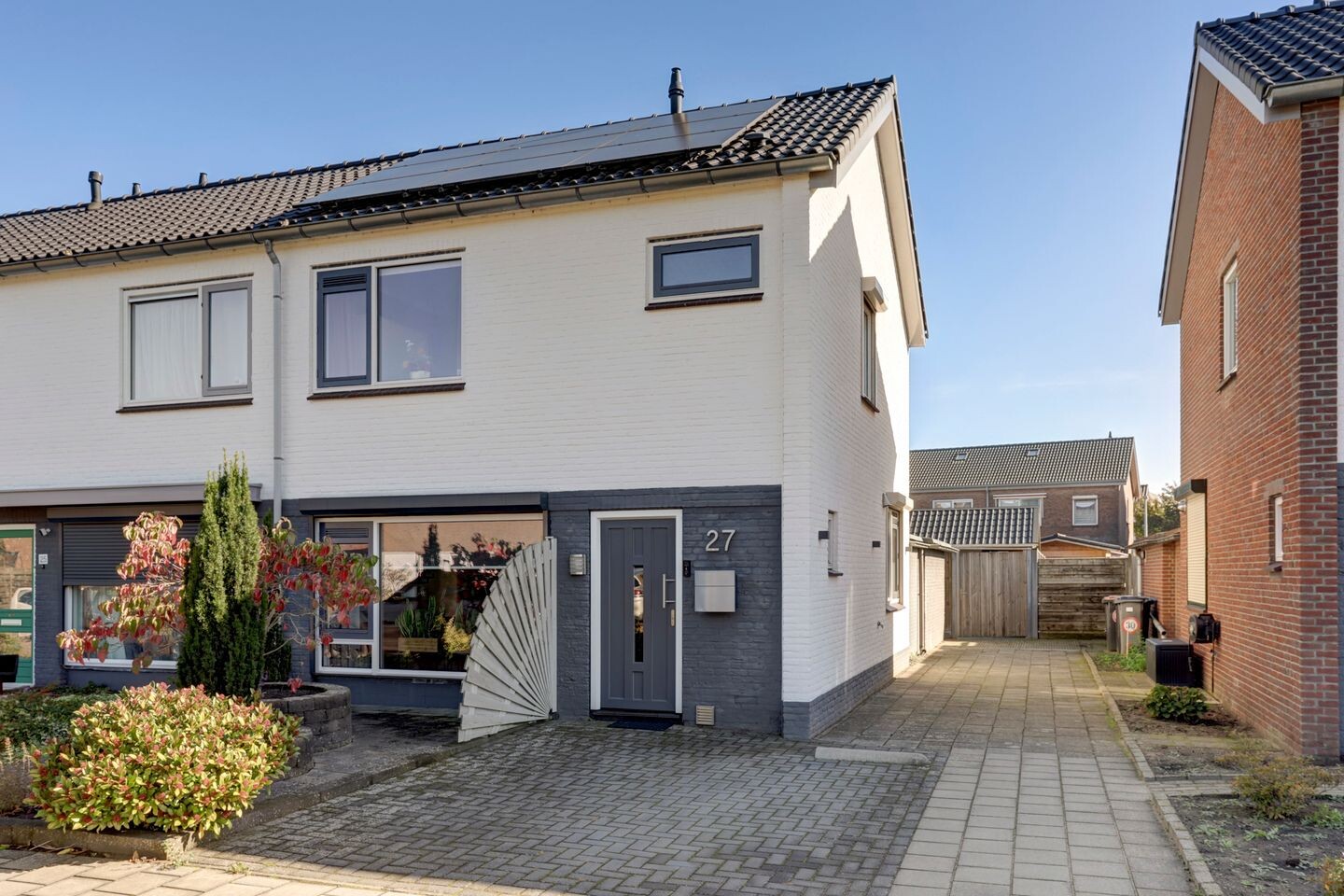Hoekwoning te koop: Charlotte de Bourbonlaan 27, Lochem