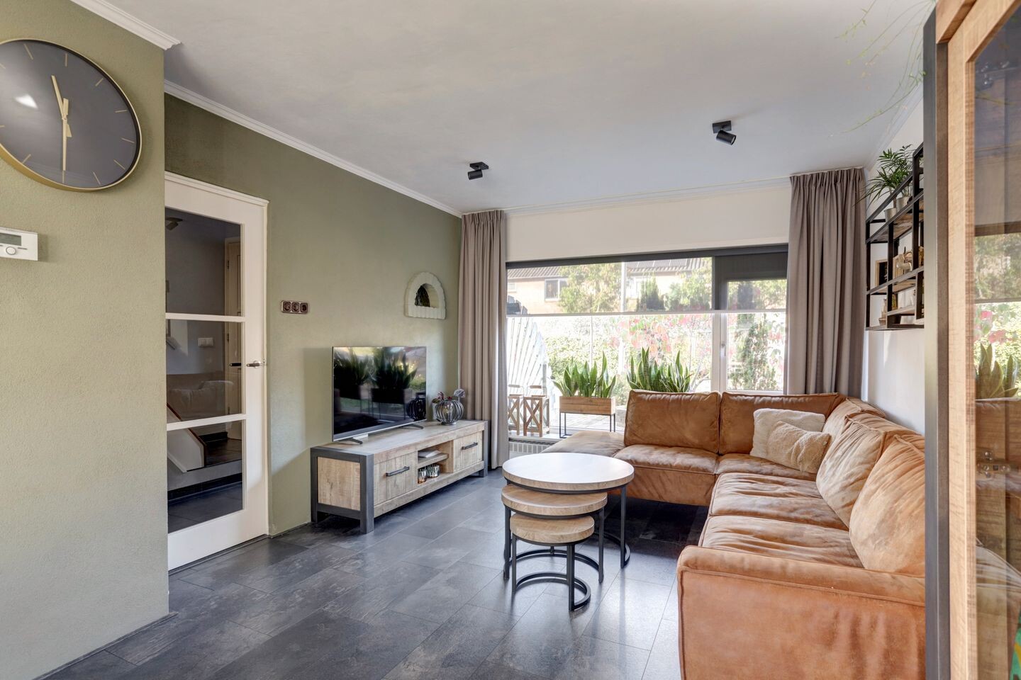 Hoekwoning te koop: Charlotte de Bourbonlaan 27, Lochem