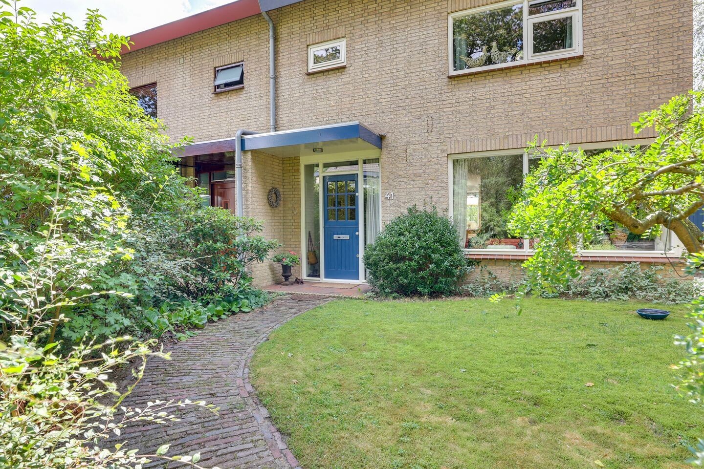 Twee-onder-één-kap te koop: Hammarskjöldweg 41, Lochem