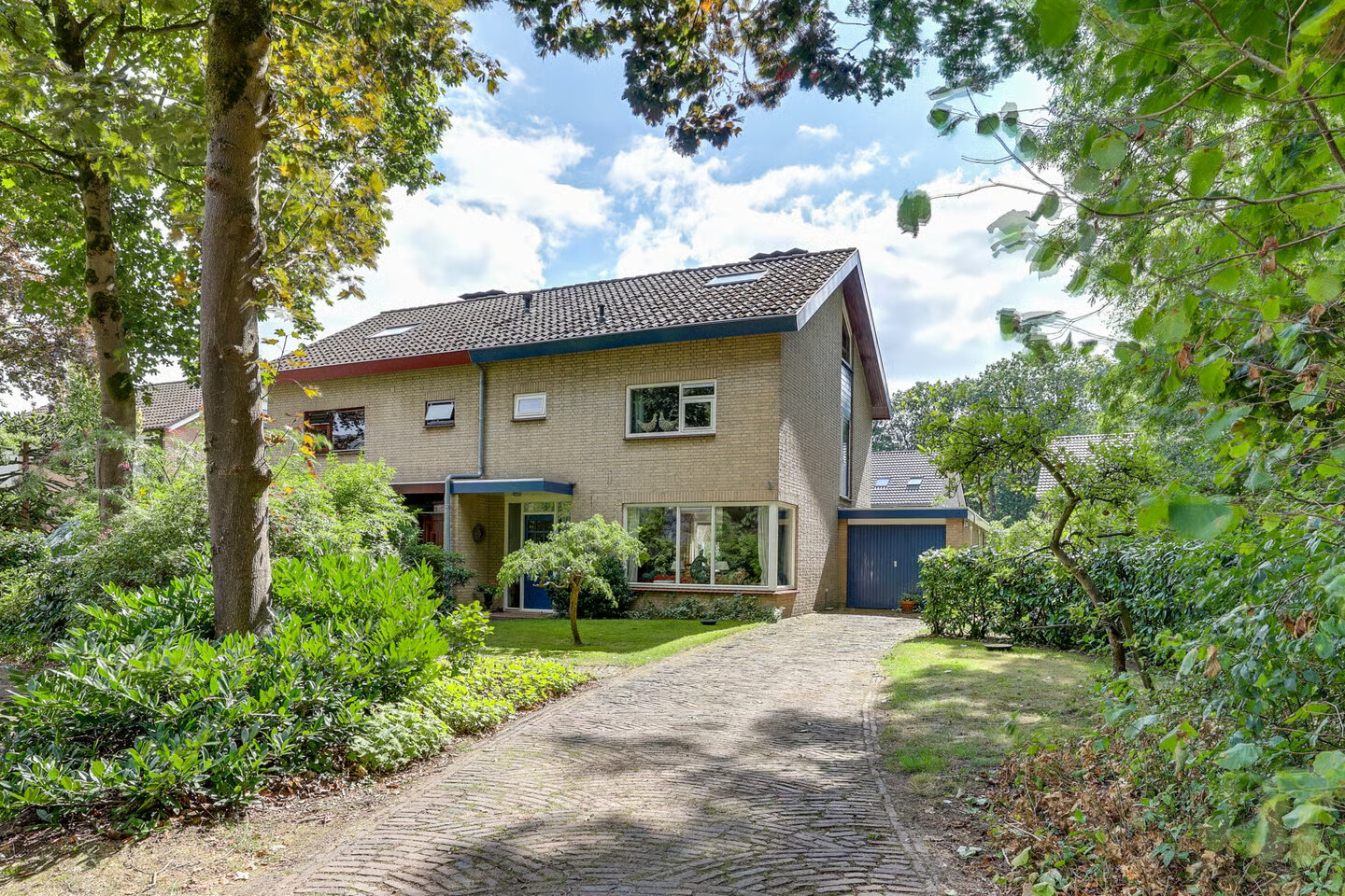 Twee-onder-één-kap te koop: Hammarskjöldweg 41, Lochem