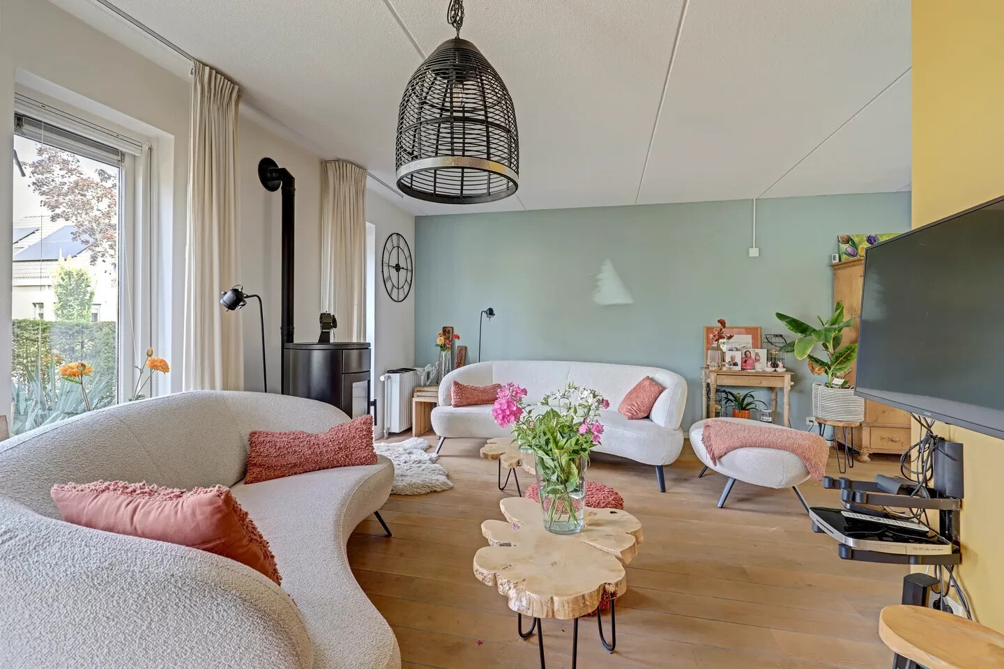 Twee-onder-één-kap te koop: 't Have 63, Laren