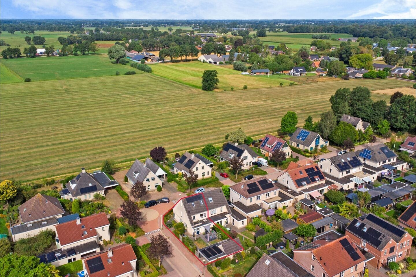 Twee-onder-één-kap te koop: 't Have 63, Laren