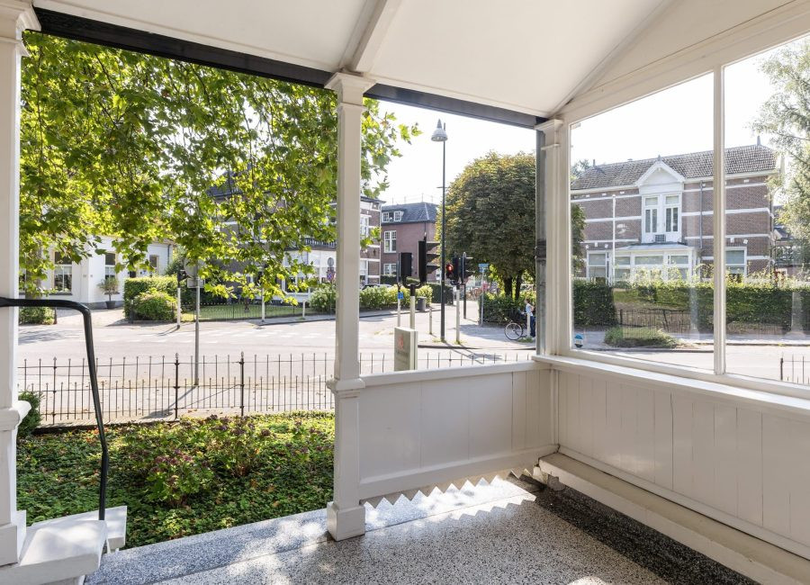 Vrijstaande woning te koop: Kerklaan 10, Apeldoorn
