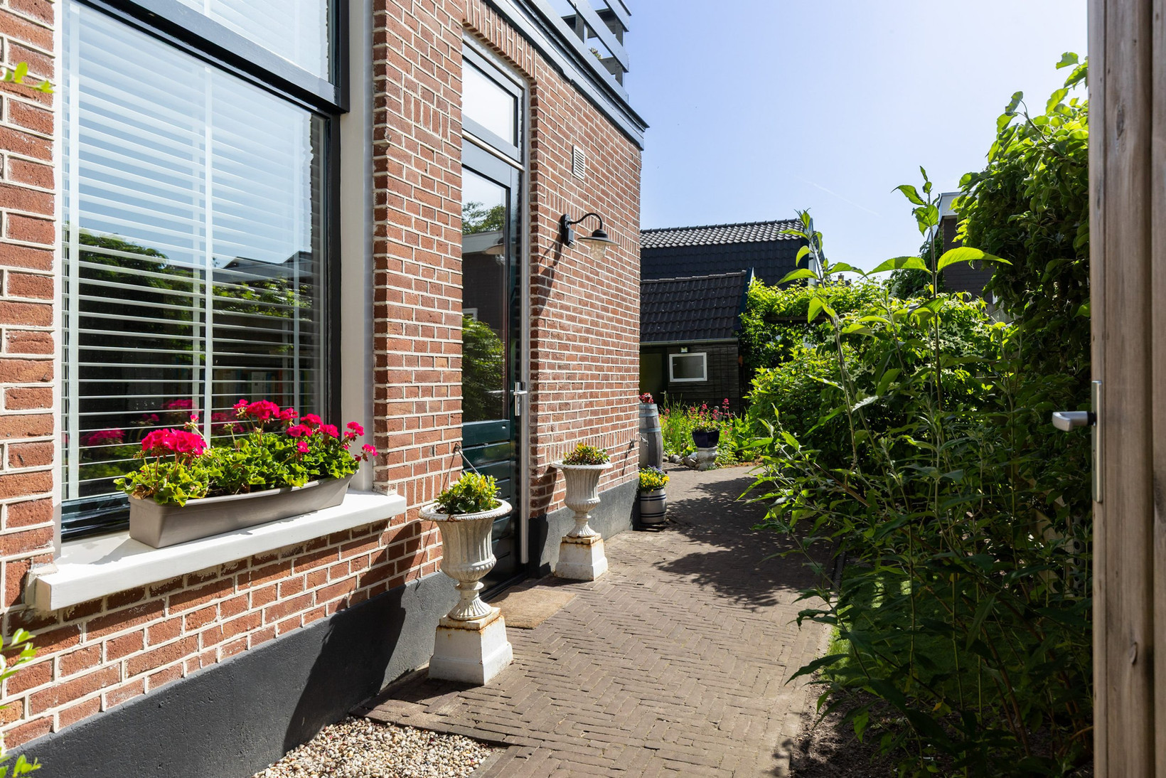 Twee-onder-één-kap te koop: Arbeidstraat 8, Apeldoorn