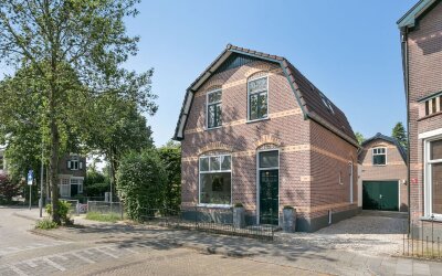 De Ruyterst. 27