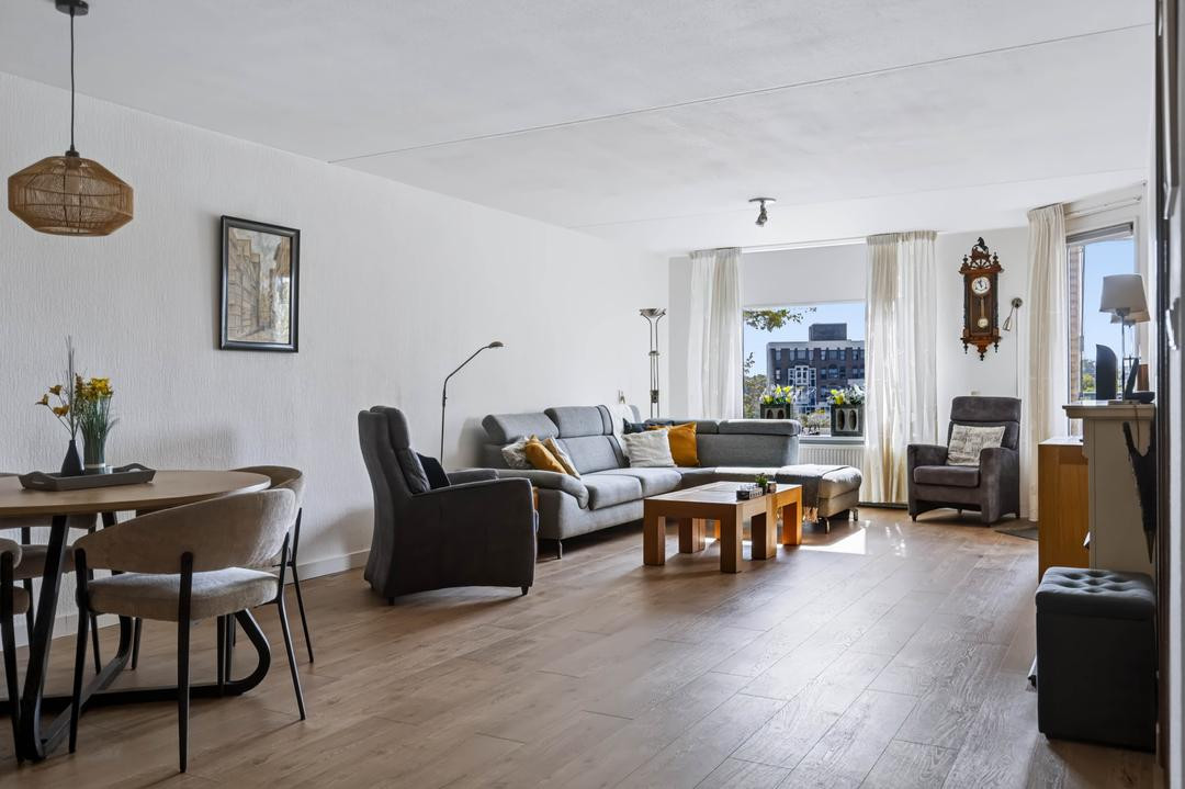 Appartement te koop: Brinklaan 220, Apeldoorn