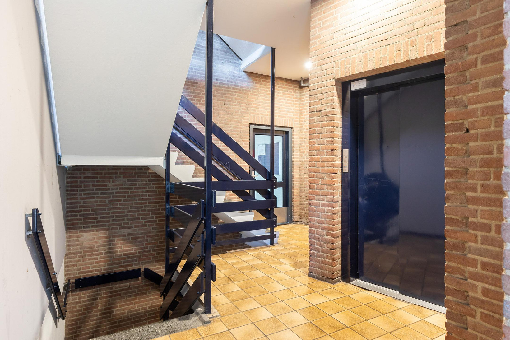 Appartement te koop: Stationsdwarsstraat 144, Apeldoorn