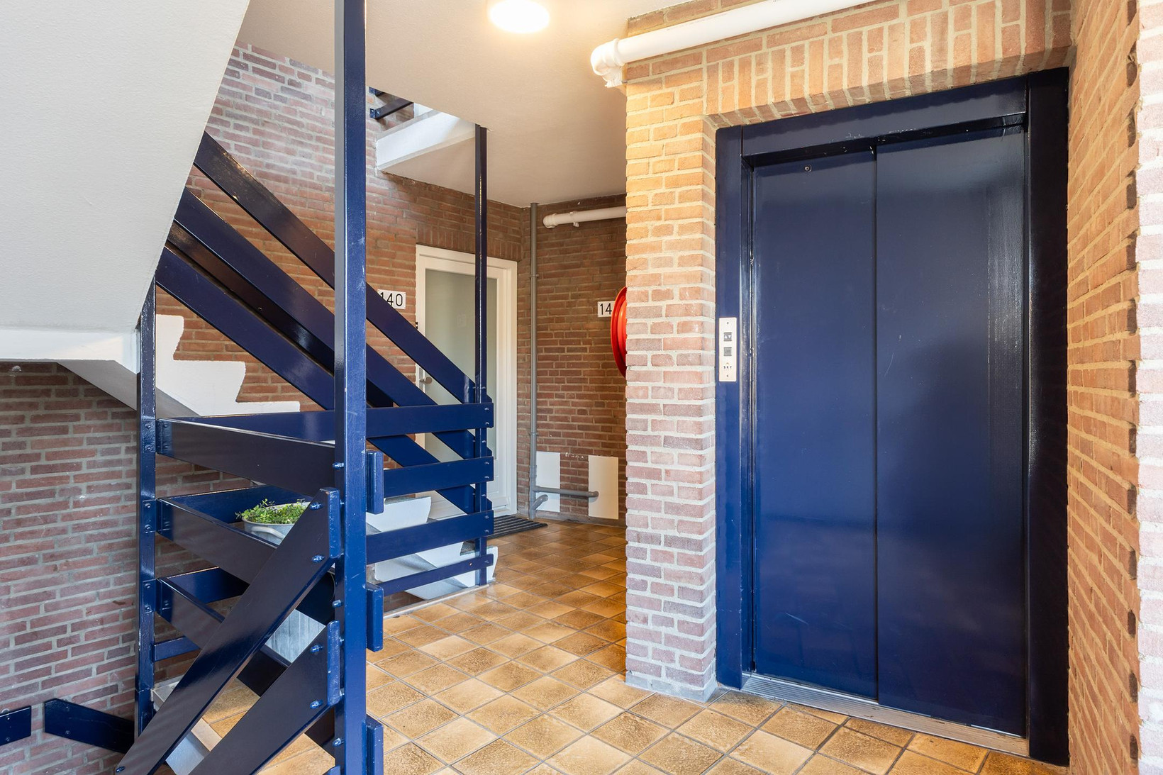 Appartement te koop: Stationsdwarsstraat 144, Apeldoorn
