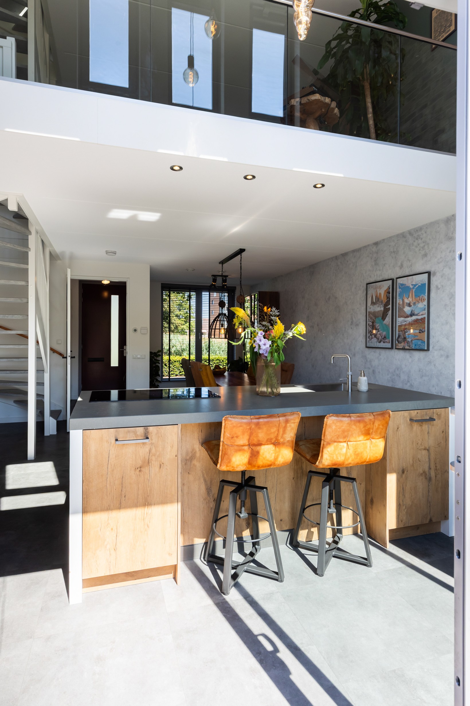 Tussenwoning te koop: Stadskade 194, Apeldoorn