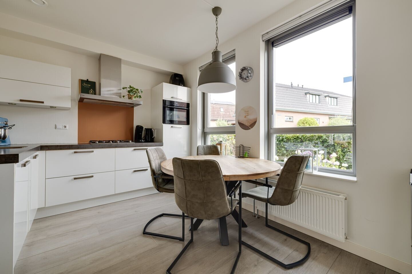 Tussenwoning te koop: Schotweg 69, Apeldoorn