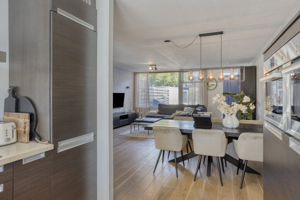 Tussenwoning te koop: Jachtlaan 261A, Apeldoorn