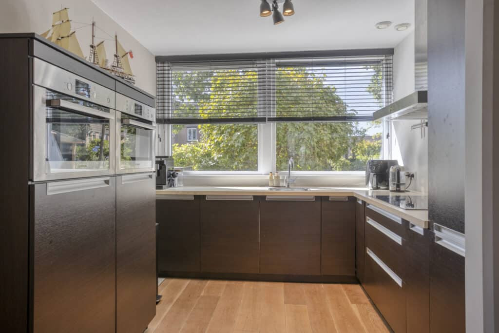 Tussenwoning te koop: Jachtlaan 261A, Apeldoorn