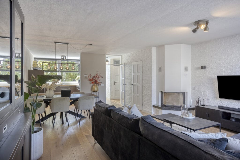 Tussenwoning te koop: Jachtlaan 261A, Apeldoorn