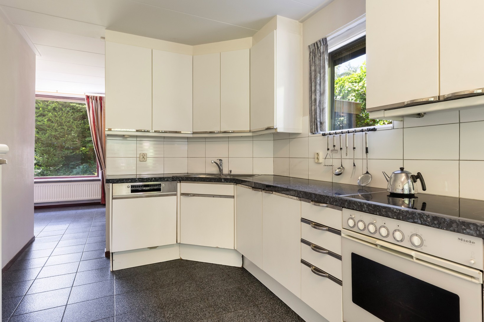 Vrijstaande woning te koop: Zwarte Kijkerweg 9, Apeldoorn