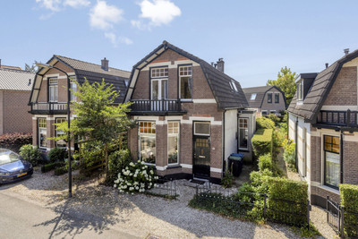 Badhuisweg 99