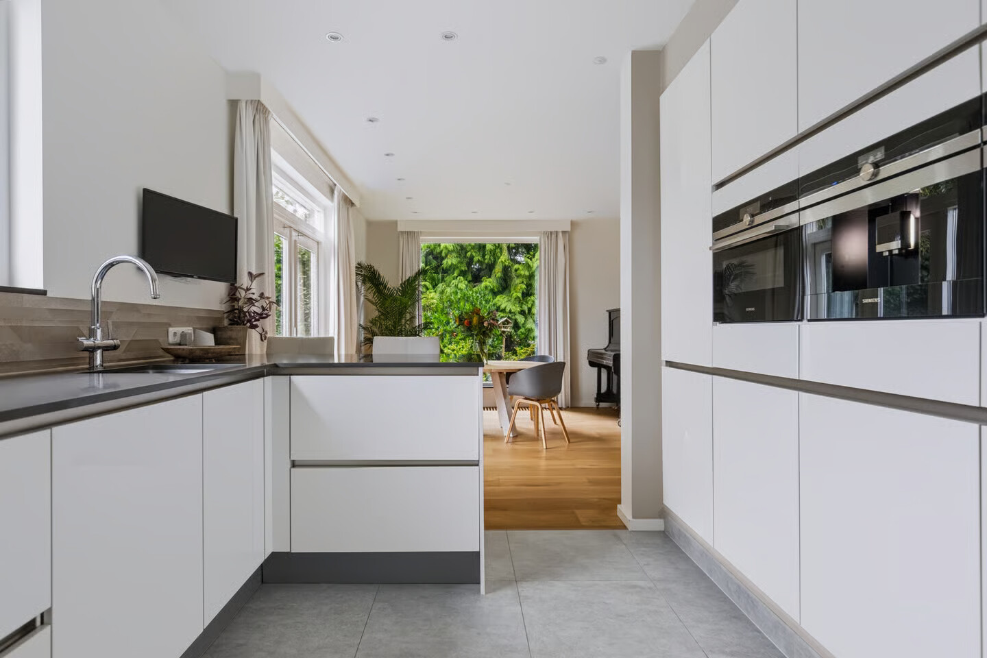 Vrijstaande woning te koop: Saffierstraat 19, Apeldoorn