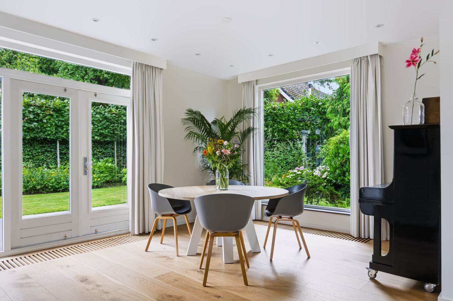 Vrijstaande woning te koop: Saffierstraat 19, Apeldoorn