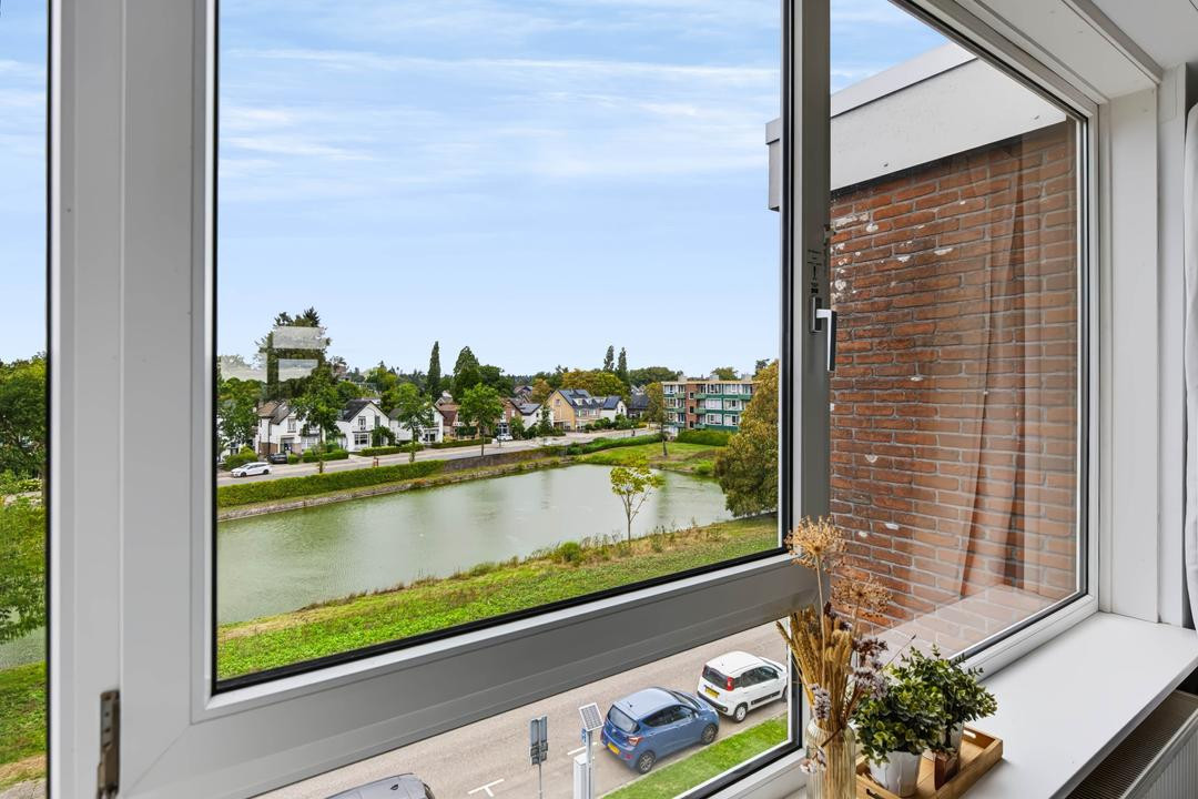 Appartement te koop: Moeflonstraat 57, Apeldoorn