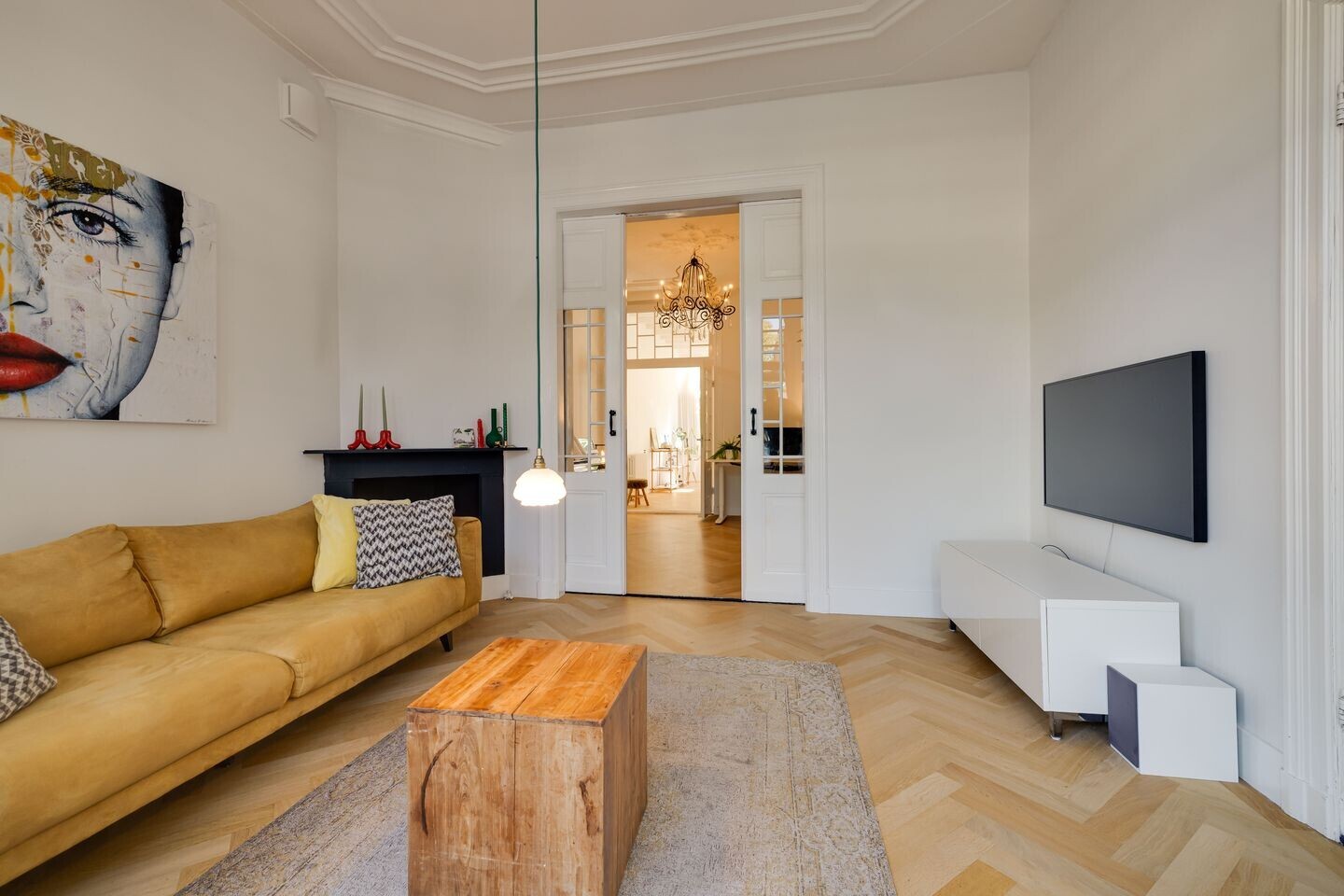 Vrijstaande woning te koop: Koninginnelaan 60, Apeldoorn