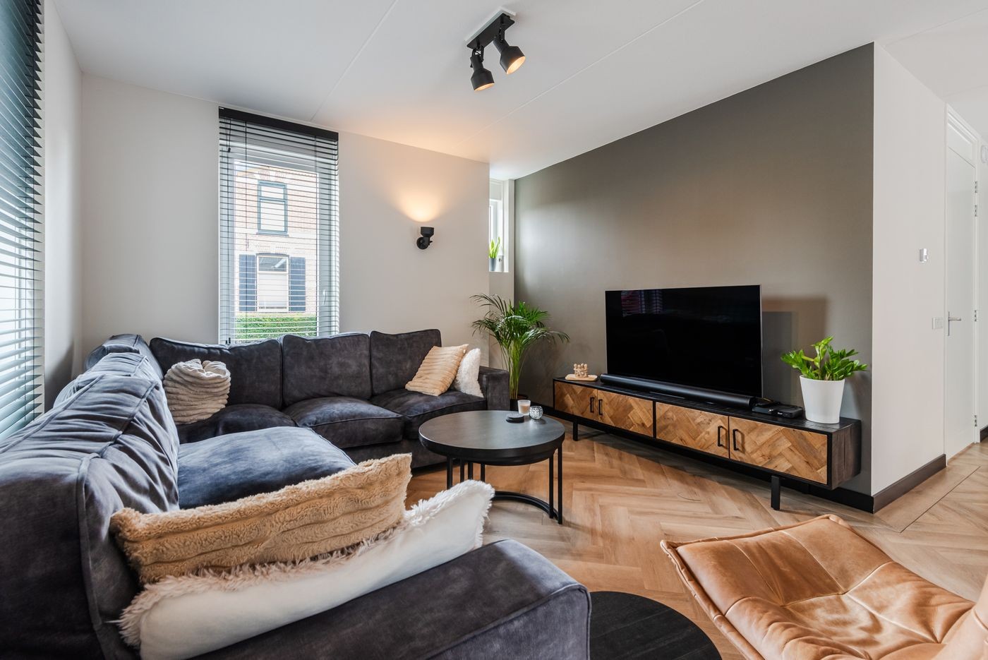 Vrijstaande woning te koop: Everlaan 4, Apeldoorn