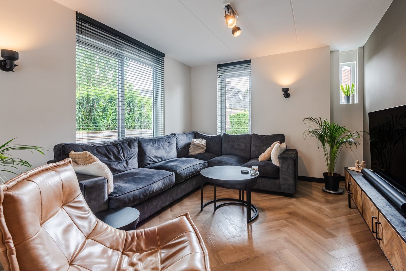 Vrijstaande woning te koop: Everlaan 4, Apeldoorn