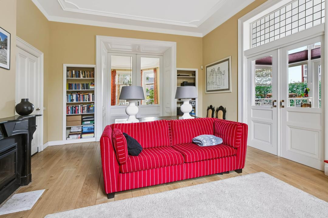 Vrijstaande woning te koop: Mr. Van Hasseltlaan 7, Apeldoorn
