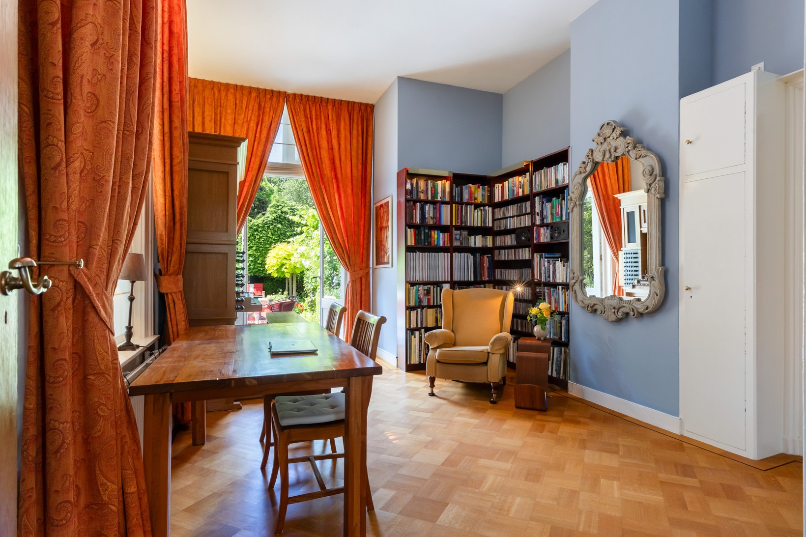 Vrijstaande woning te koop: Mr. Van Hasseltlaan 27, Apeldoorn