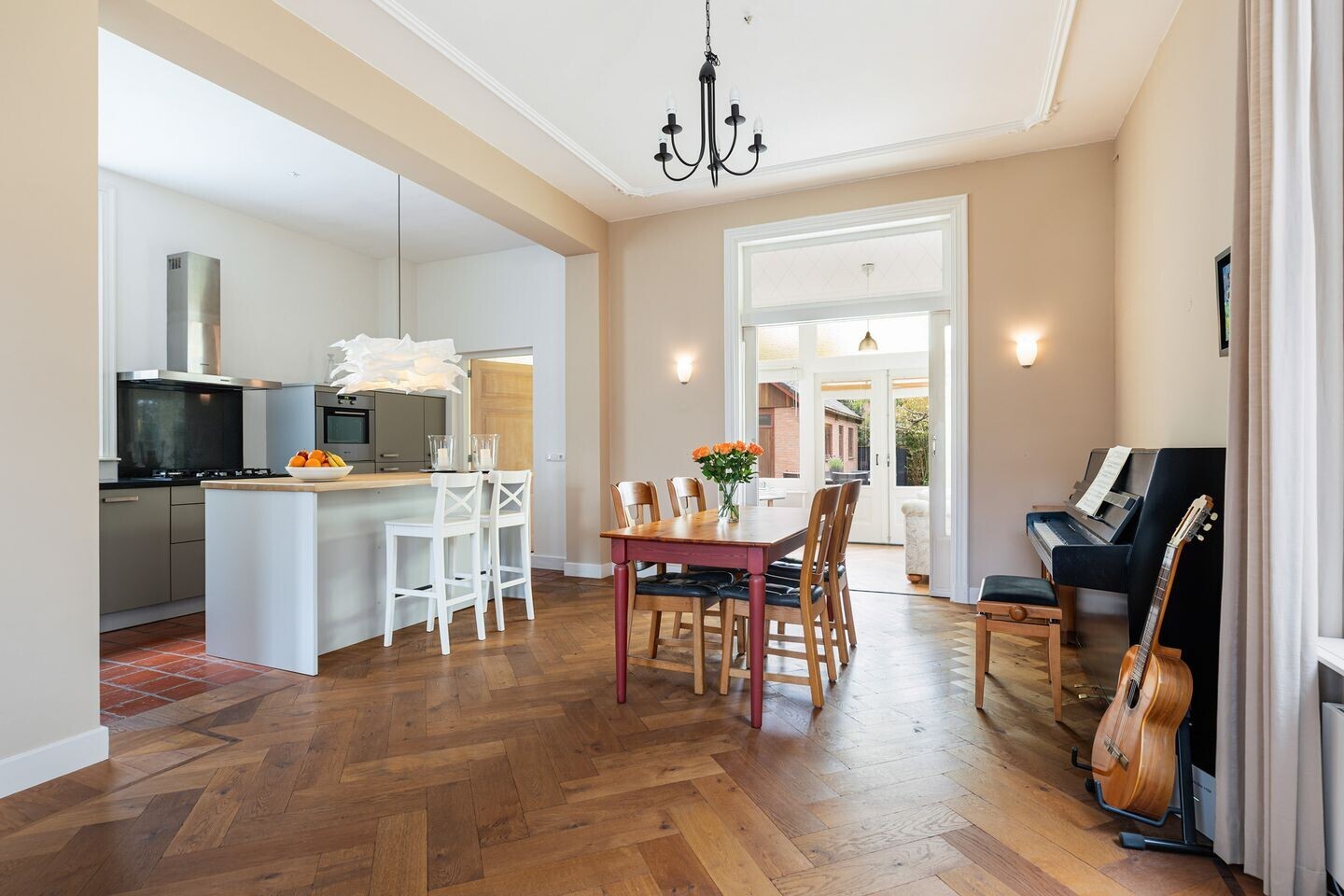 Vrijstaande woning te koop: Prins Mauritslaan 11, Apeldoorn
