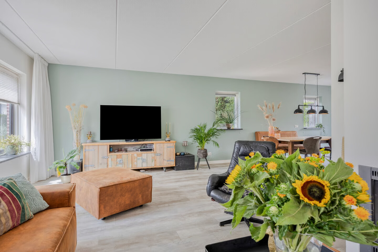 Vrijstaande woning te koop: Floralaan 15, Apeldoorn
