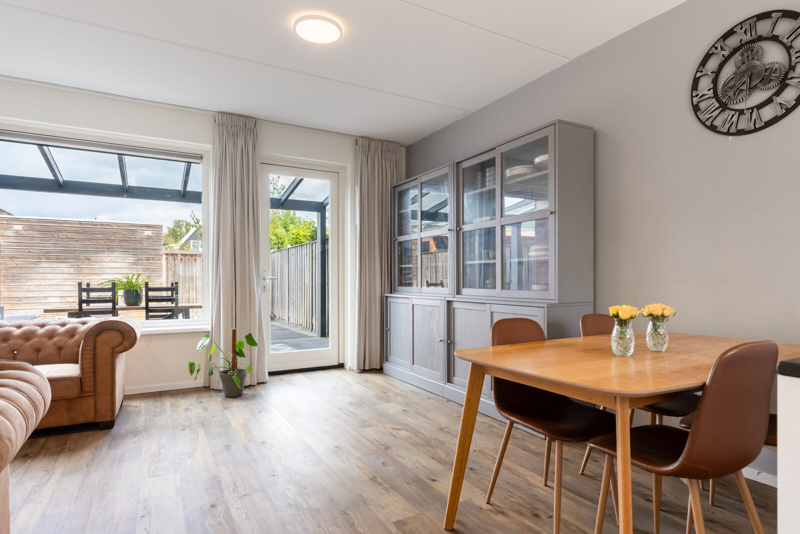 Tussenwoning te koop: Molenwiek 50, Apeldoorn