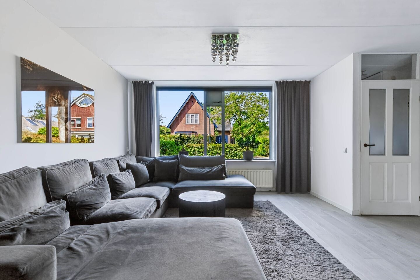 Tussenwoning te koop: Veenhuizerweg 42B, Apeldoorn