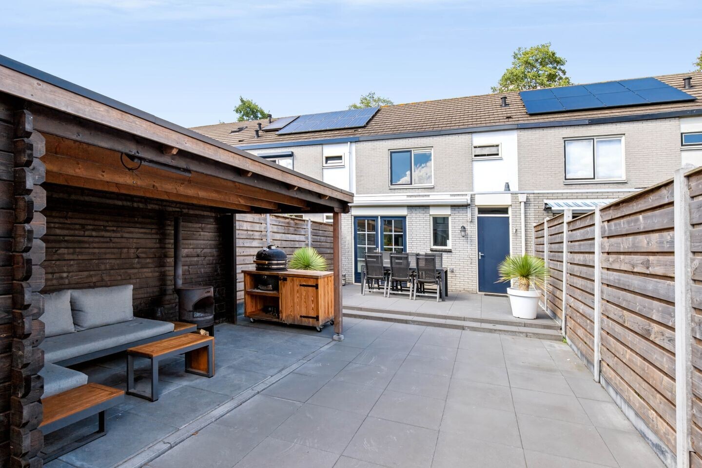 Tussenwoning te koop: Veenhuizerweg 42B, Apeldoorn