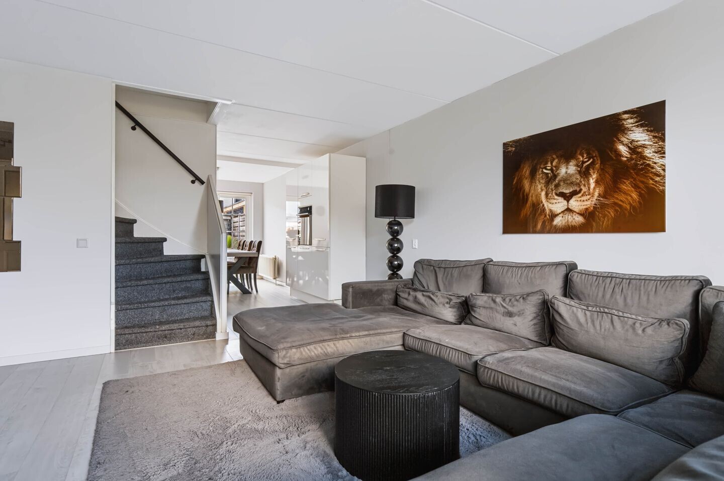 Tussenwoning te koop: Veenhuizerweg 42B, Apeldoorn
