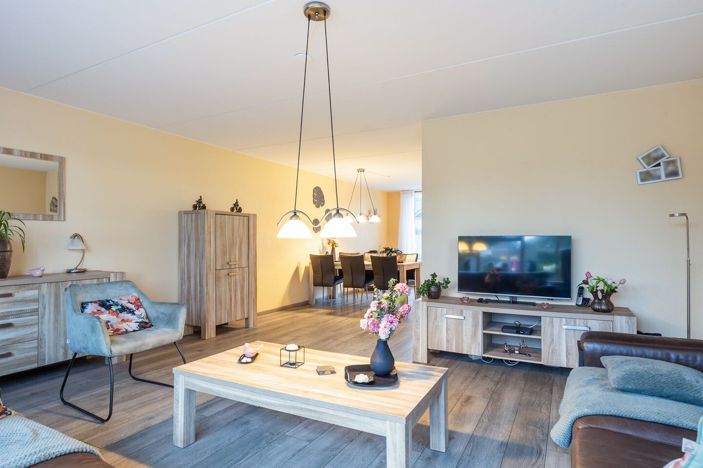 Hoekwoning te koop: Rozebottellaan 19, Apeldoorn