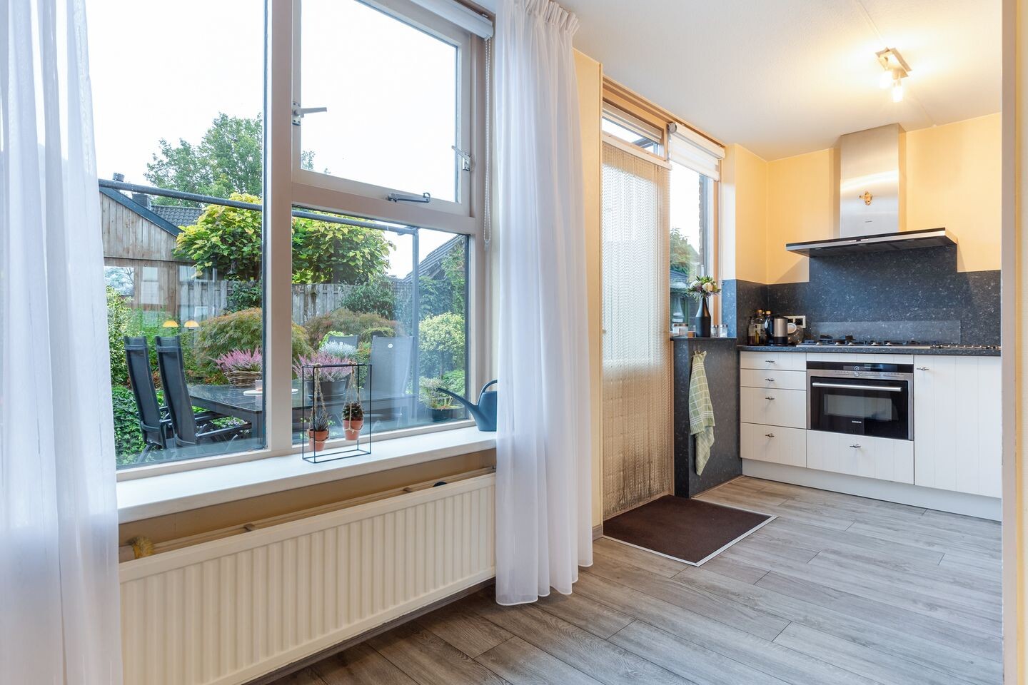 Hoekwoning te koop: Rozebottellaan 19, Apeldoorn