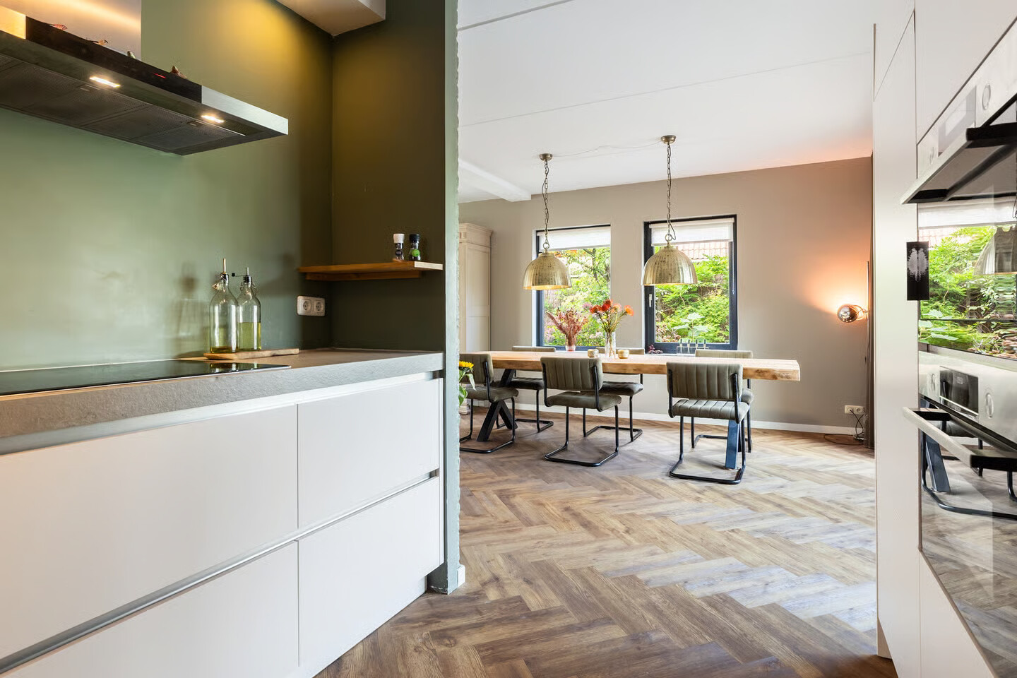 Vrijstaande woning te koop: Zuiderlaan 65, Apeldoorn
