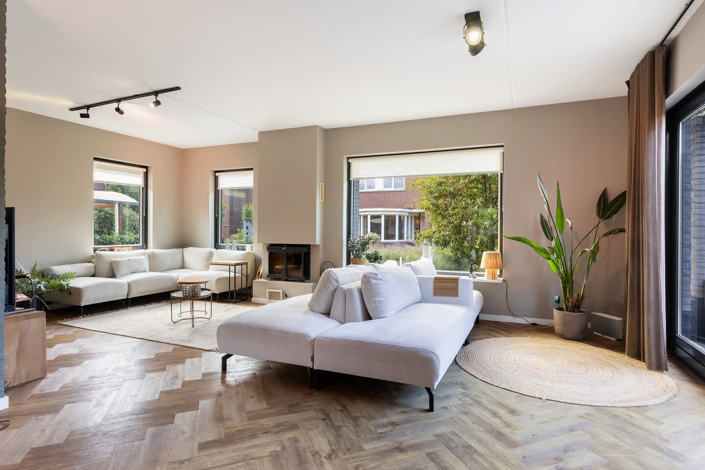 Vrijstaande woning te koop: Zuiderlaan 65, Apeldoorn