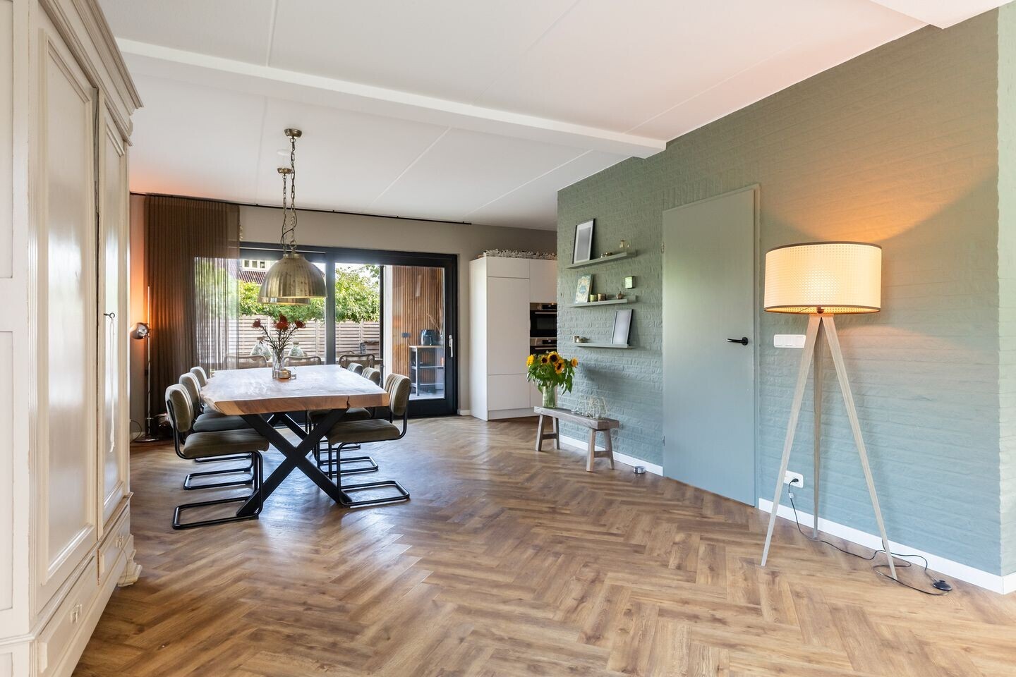 Vrijstaande woning te koop: Zuiderlaan 65, Apeldoorn